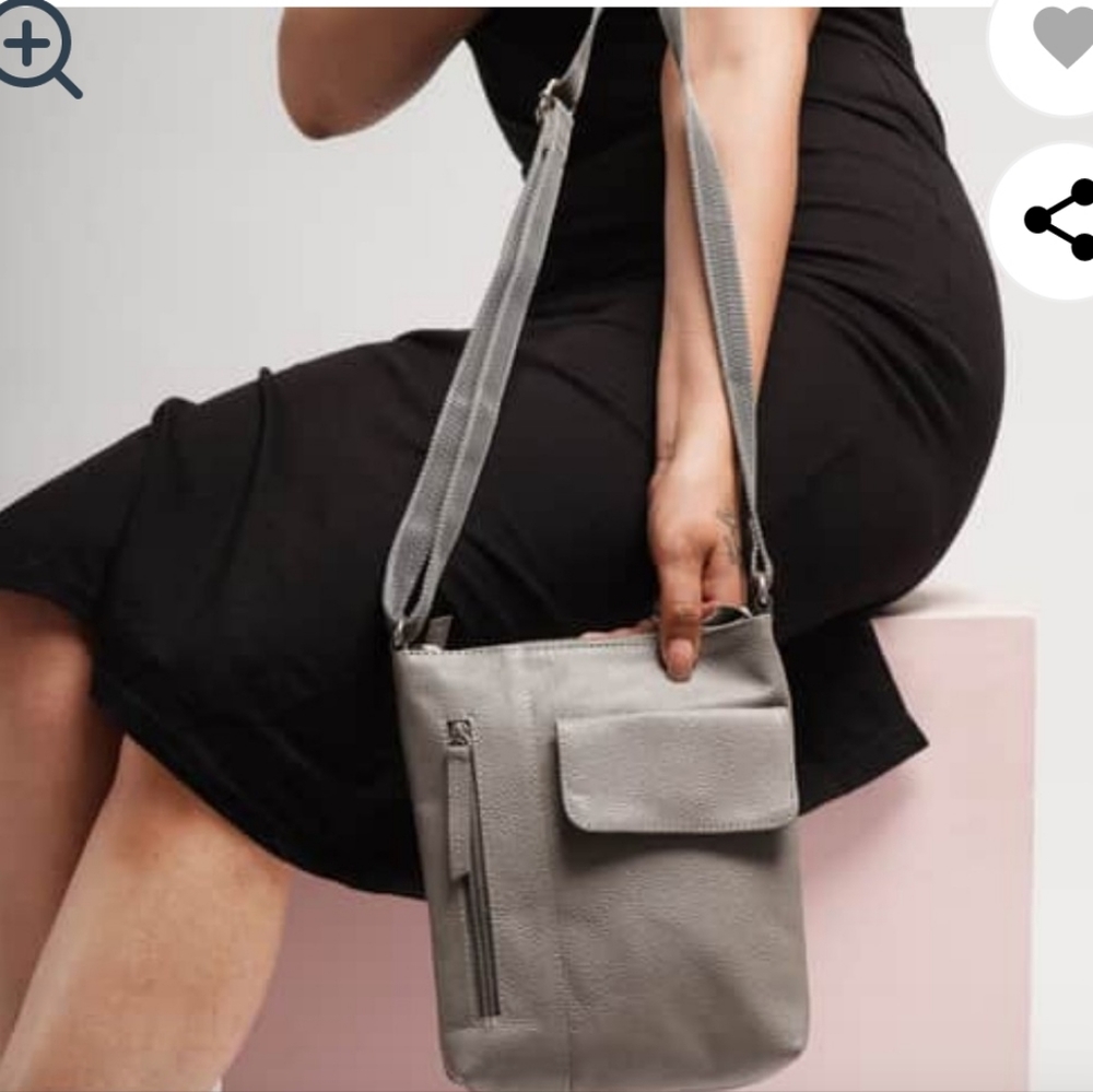 Crossbody Leather Bag [FLASH SALE]